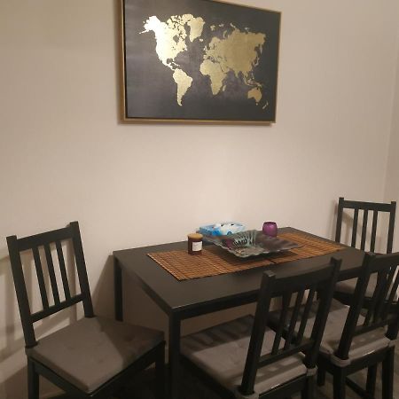 Cozy Apartment Near Metro Station Agia Marina Athen Eksteriør bilde