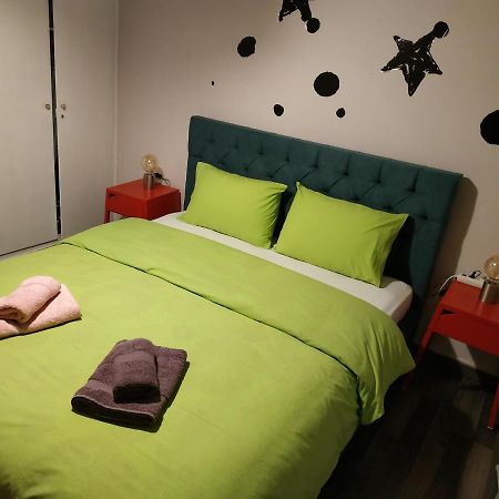 Cozy Apartment Near Metro Station Agia Marina Athen Eksteriør bilde