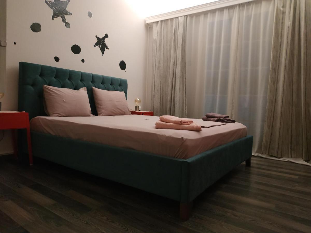 Cozy Apartment Near Metro Station Agia Marina Athen Eksteriør bilde